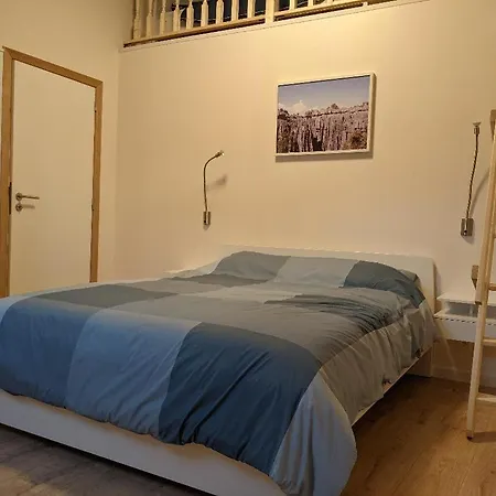 Les Recollets Апартаменты Юи